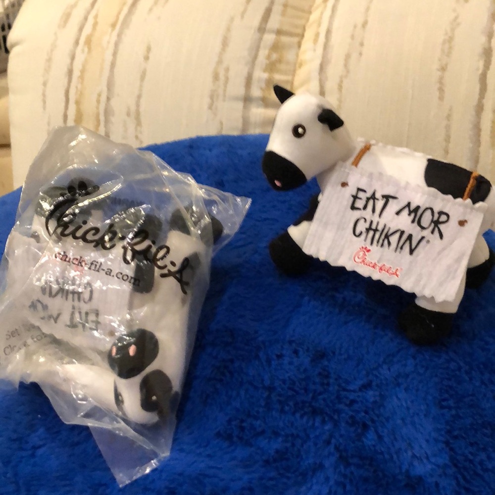 2014 Chick-fil-a cow. Mascot plush